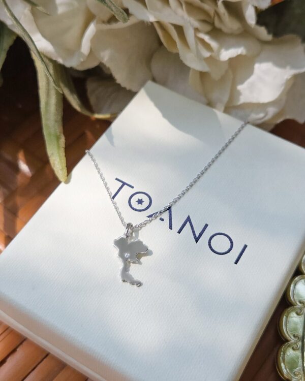 Thailand Map Necklace, チャームブレスレット, handmade in Bangkok by Colors by Love