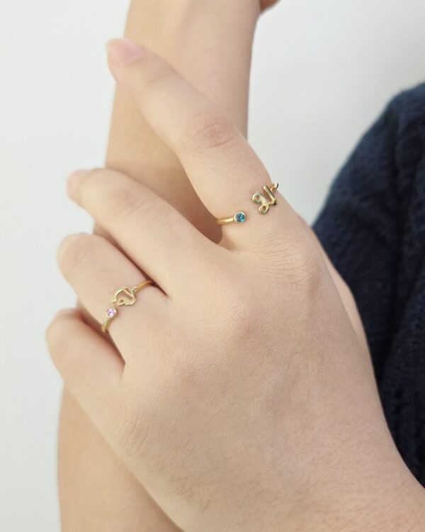 Thai Initial Ring with 2.5mm Natural 天然石について | Colors By Love handcrafted Thai jewelry, Bangkok