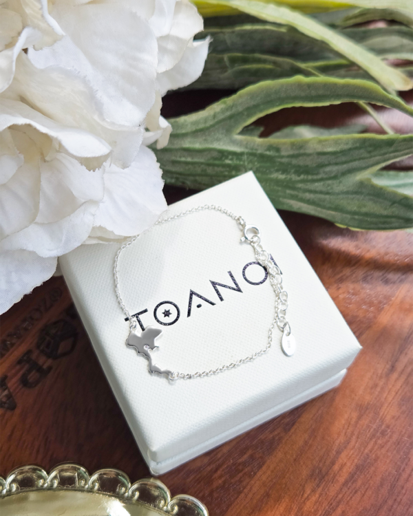 Thailand Map Bracelet, チャームブレスレット, handmade in Bangkok by Colors by Love