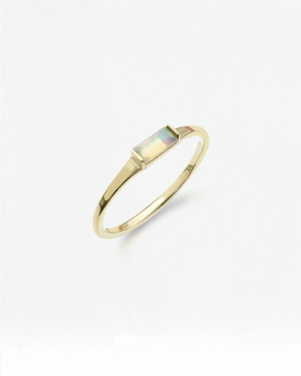 Baguette Natural 天然石について Ring, handcrafted by Colors by Love, Bangkok